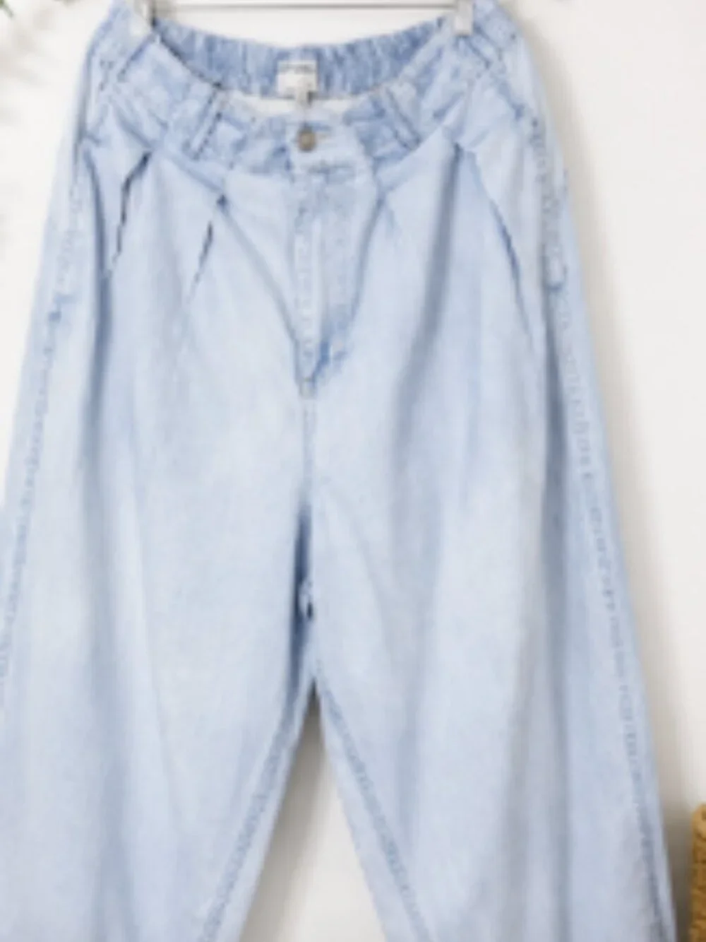 Free People We The Free Lightweight Denim Balloon Jeans Size M